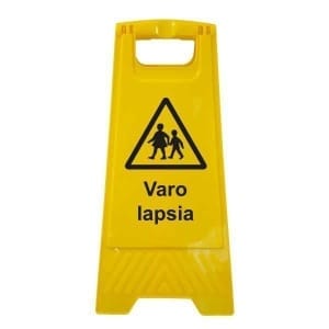 Varo lapsia muovienen A-teline