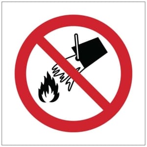 Vedellä sammuttaminen kielletty symboli kyltti