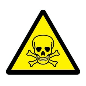 Myrkyllistä kolmio-0